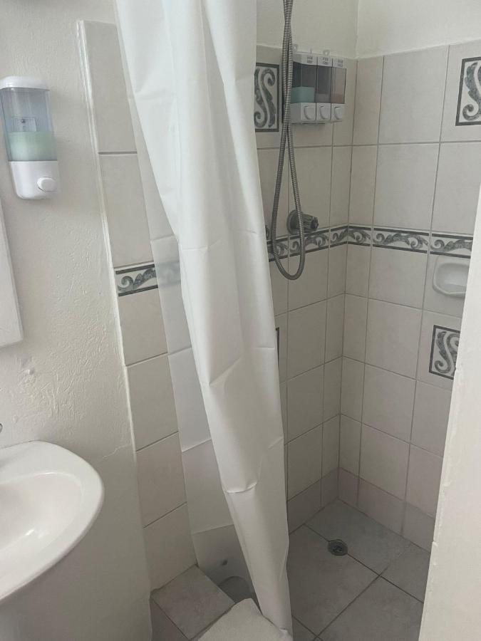 Nautilus Ocean Suites بريدج تاون المظهر الخارجي الصورة